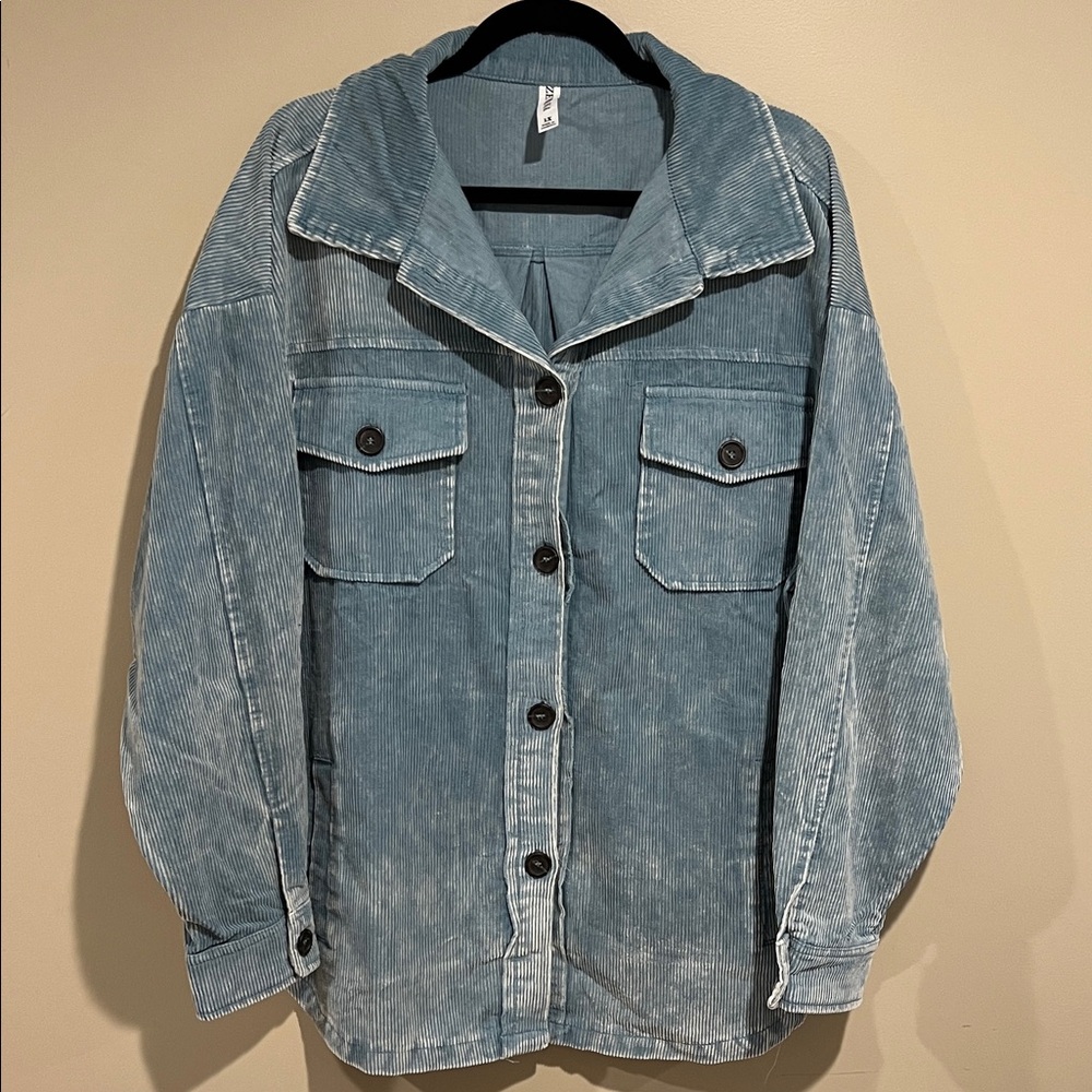 😍 Blue Jacket with Button Front